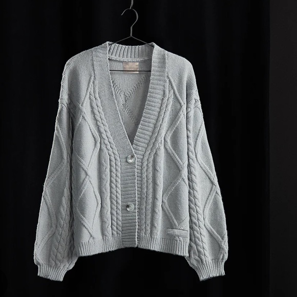 TAYLOR SWIFT TORTURED POETS CARDIGAN - Picture 1 of 3